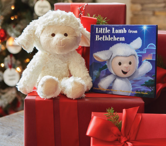 Lots of ideas and free printables to go with The Little lamb from Bethlehem to enjoy a more Christlike Christmas. #printables #Christmas #littlelamb #christ #kindness